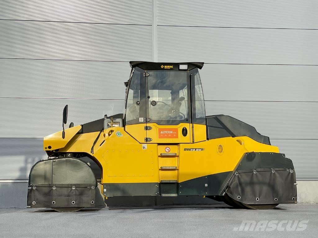 Bomag BW 28 RH Rouleaux à pneumatiques