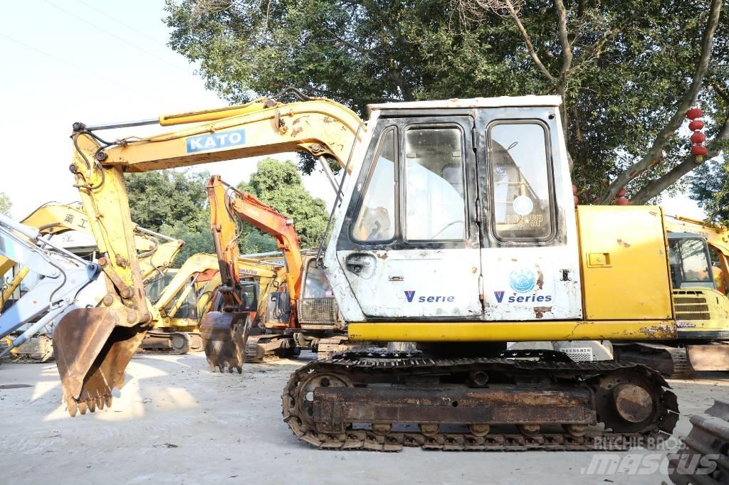 Kato HD 250 V II Pelle sur chenilles