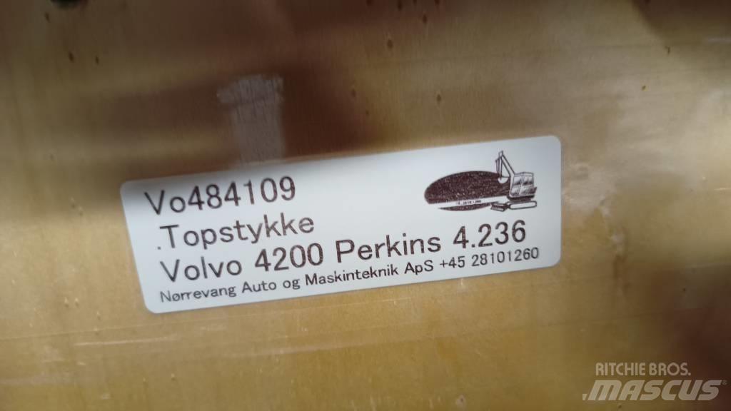 Volvo 4200 Moteur