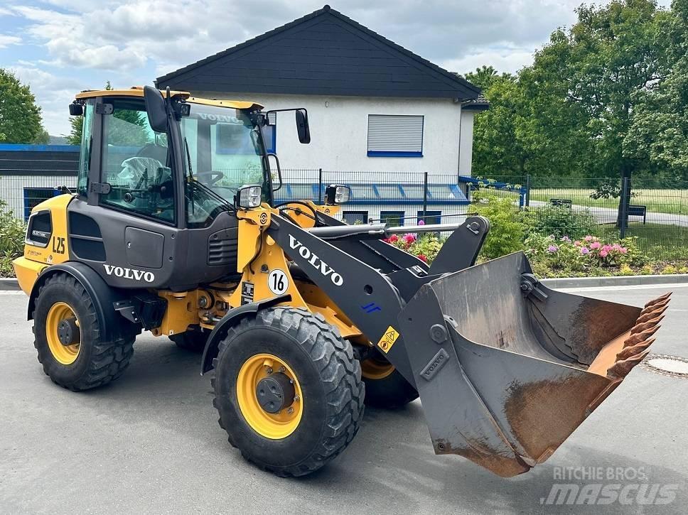 Volvo L 25 Electric Chargeuse sur pneus