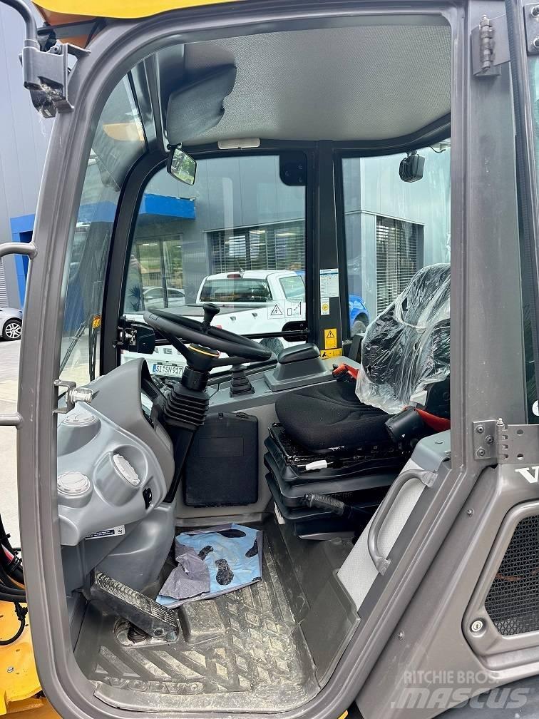 Volvo L 25 Electric Chargeuse sur pneus