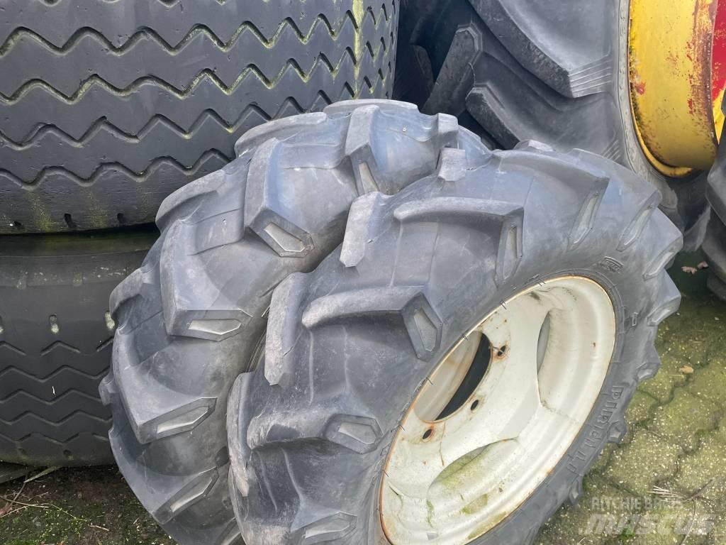 Pirelli 6.5 -16 + velg Pneus, roues et jantes