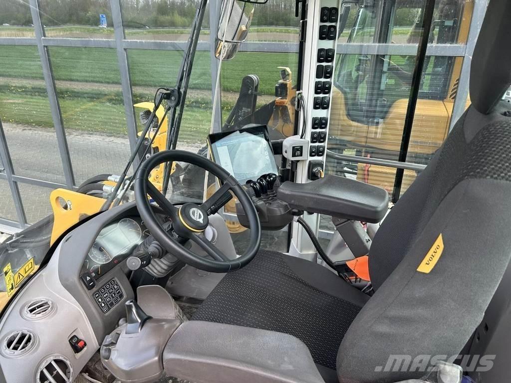 Volvo L110H Chargeuse sur pneus