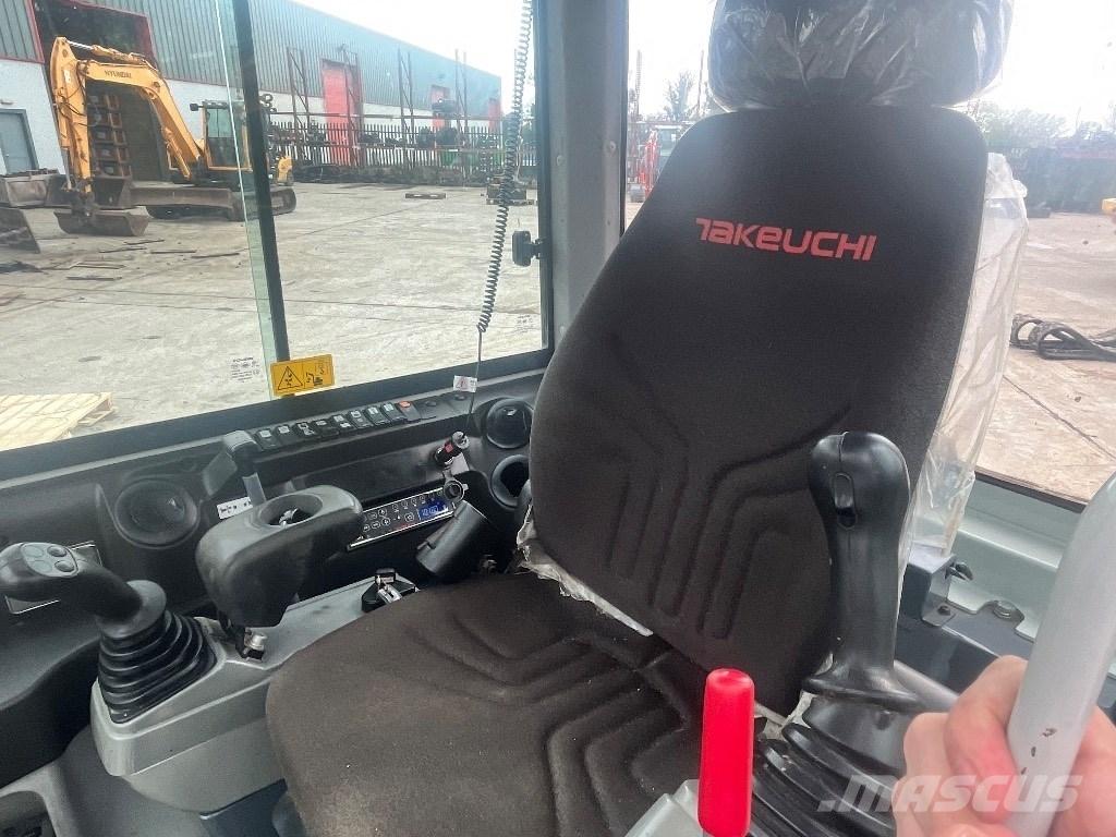 Takeuchi TB 230 Mini pelle < 7t