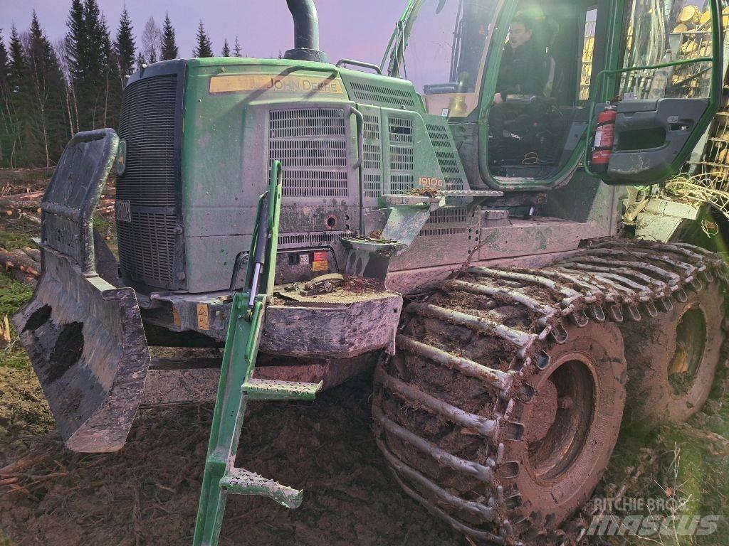 John Deere 1910 Porteur