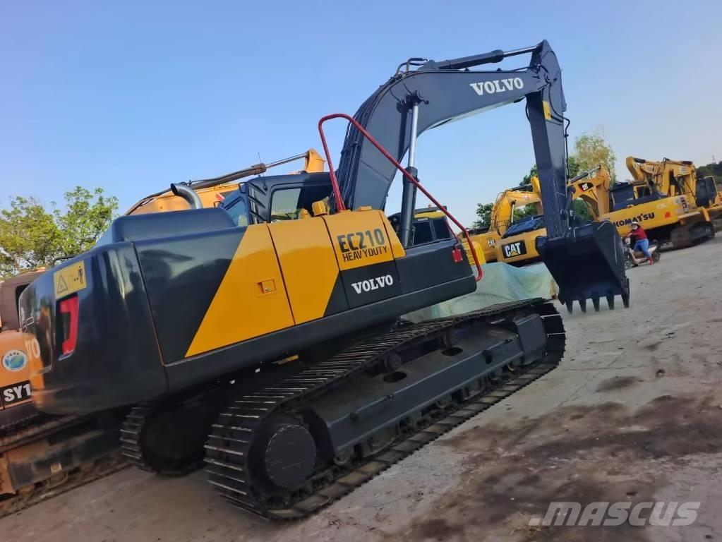 Volvo EC 210 B Pelle sur chenilles
