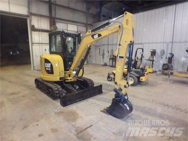CAT 303.5 Mini pelle < 7t