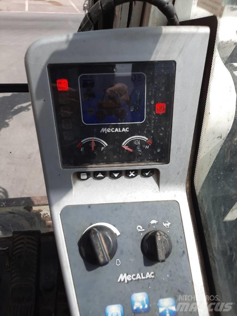 Mecalac 714 MW Pelle sur pneus