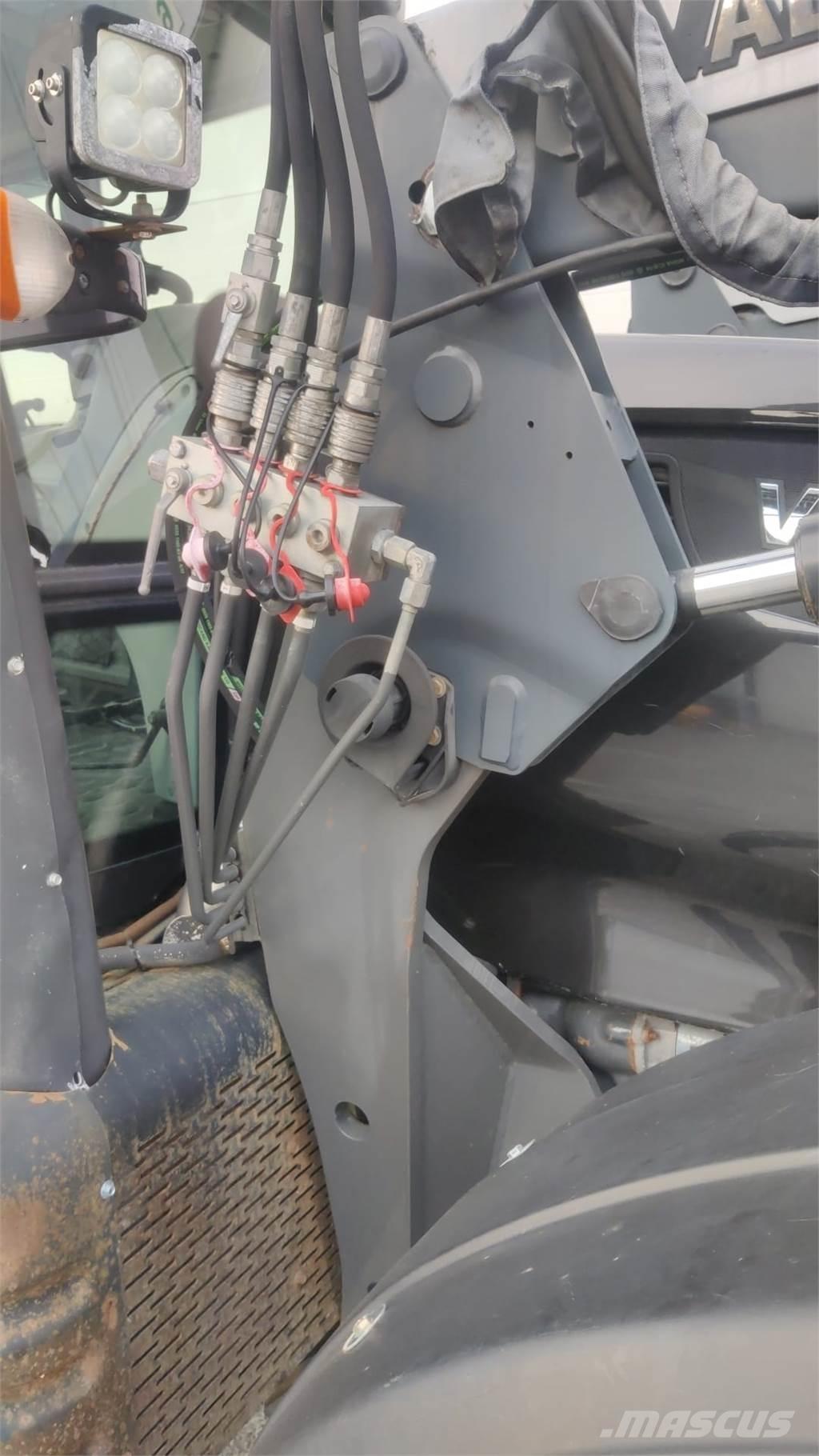 Valtra T173 Construction - Autres