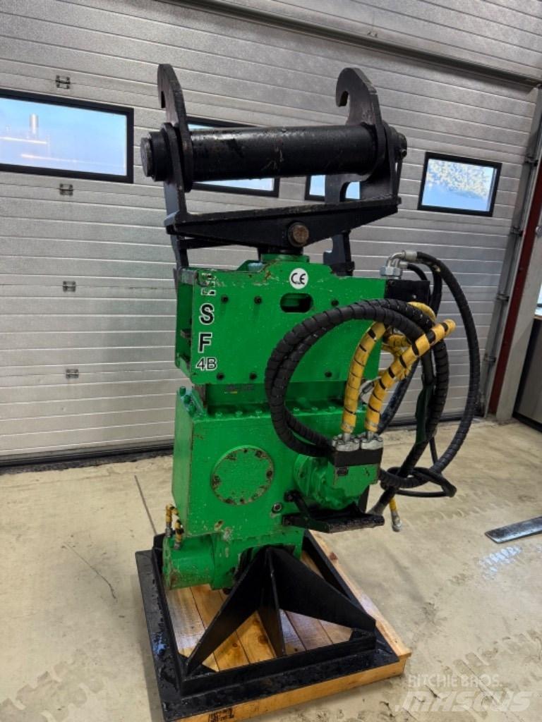  EMS ESF4B Enfonce pieu hydraulique