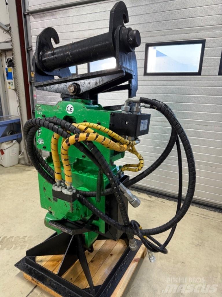  EMS ESF4B Enfonce pieu hydraulique