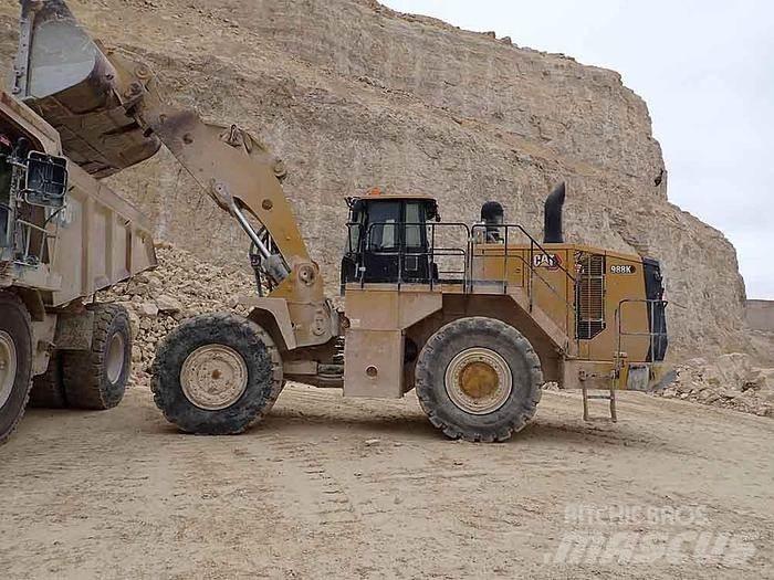 CAT 988K Chargeuse sur pneus