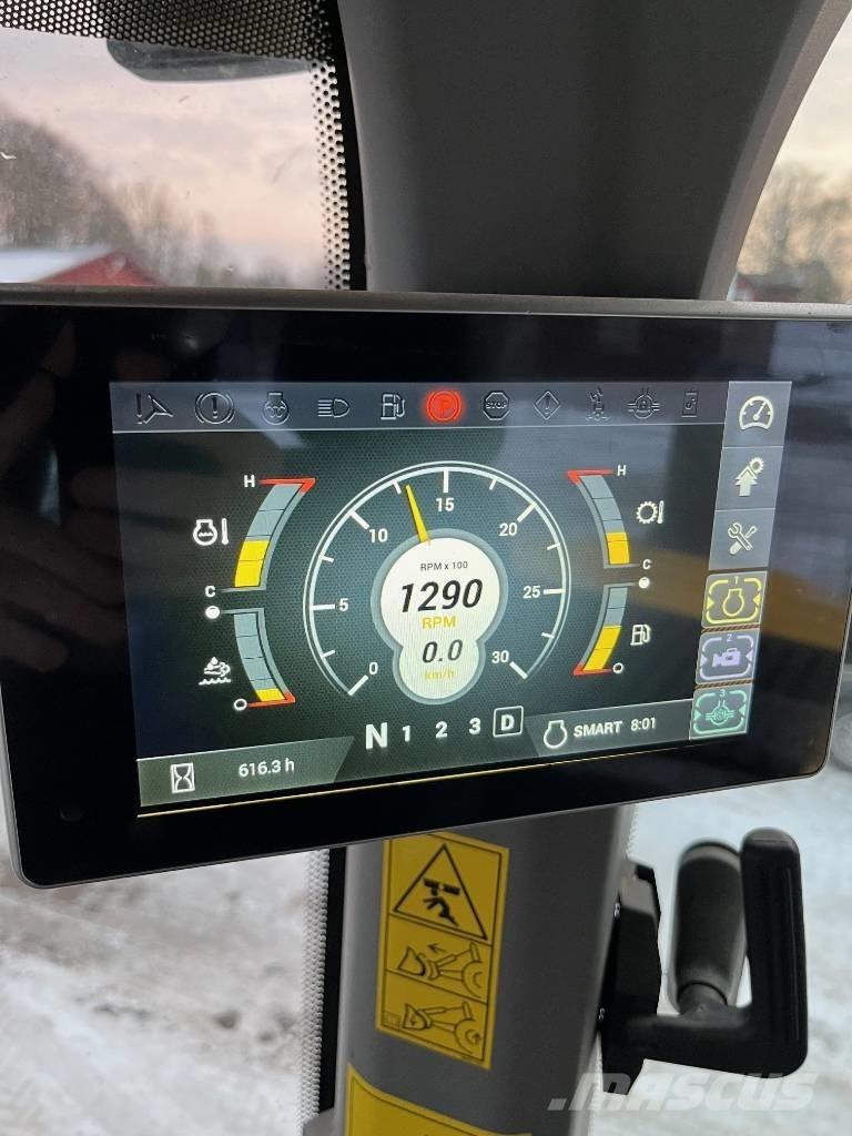 New Holland W 110D Télescopique agricole