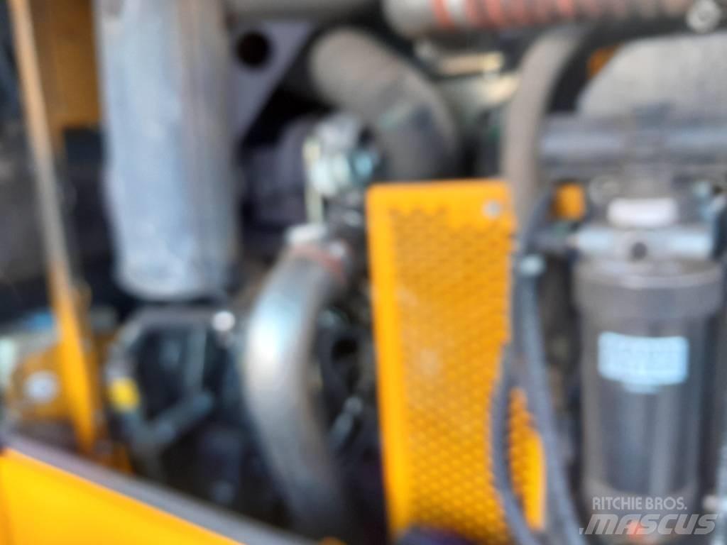 JCB 412 Télescopique agricole