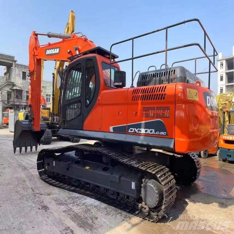 Doosan DX 300 LC-9C Pelle sur chenilles