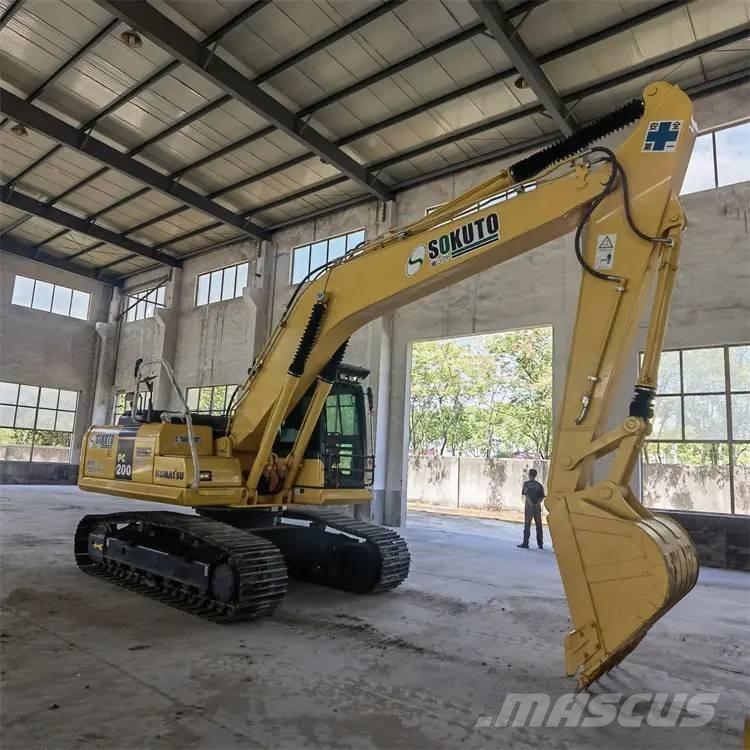 Komatsu PC200-8 Pelle sur chenilles