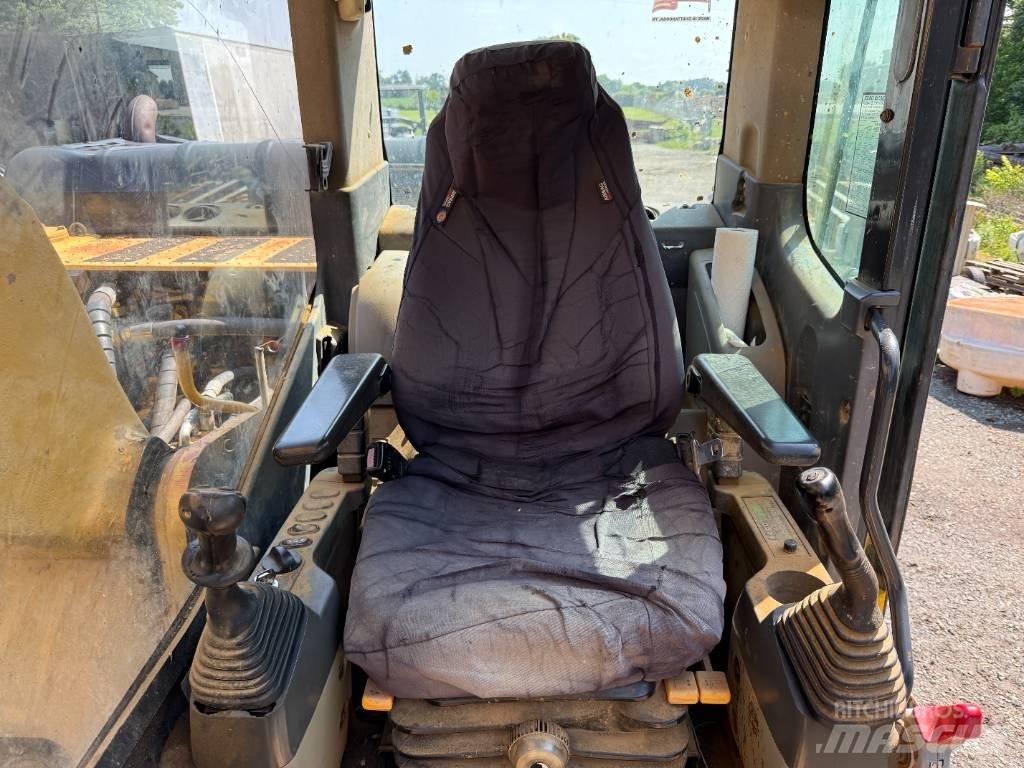 Komatsu PC 200 LC-8 Pelle sur chenilles