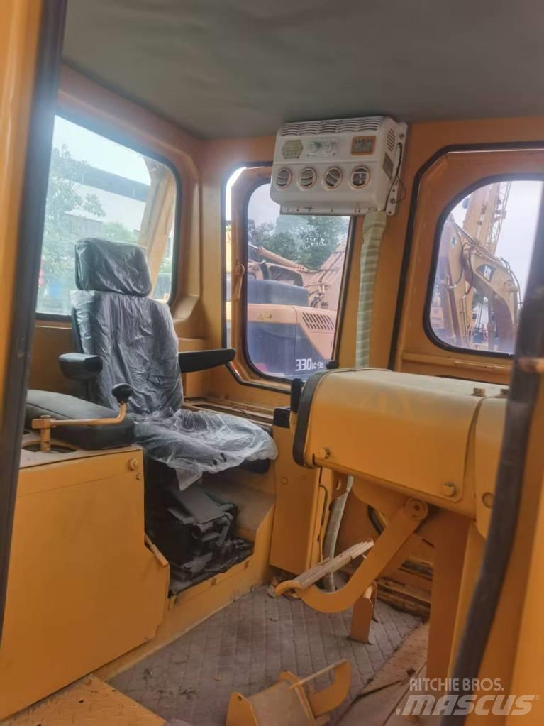 CAT D 7 G Bouteurs sur chenilles