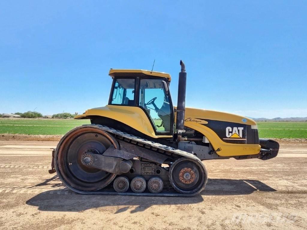CAT CH45 Tracteur