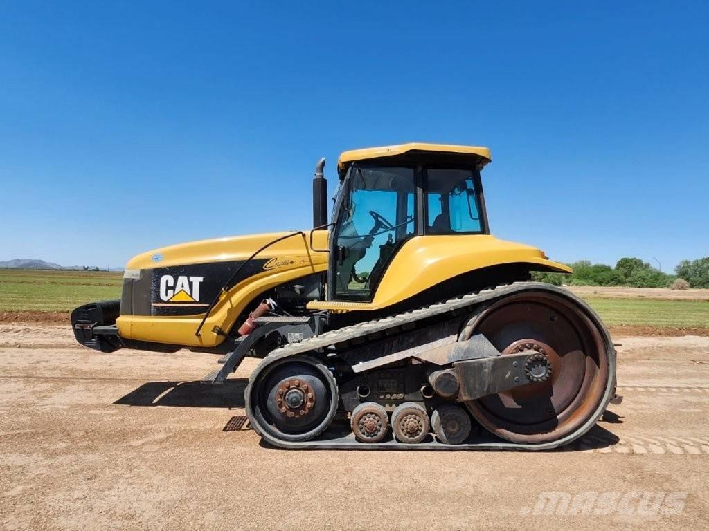 CAT CH45 Tracteur