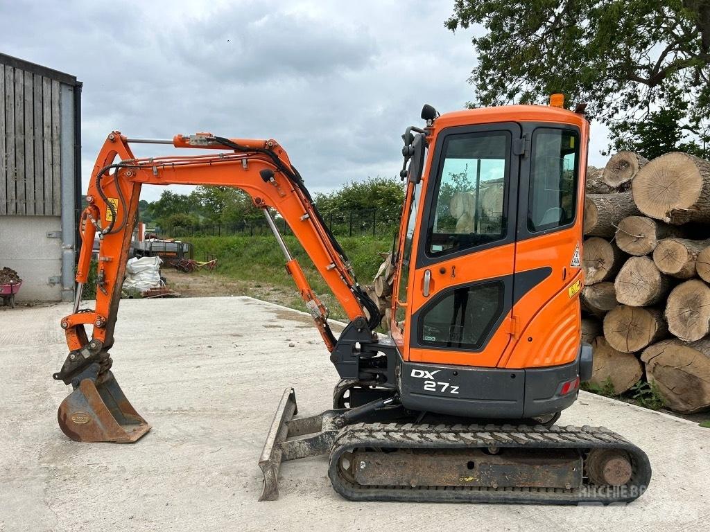 Doosan DX 27 Z Mini pelle < 7t