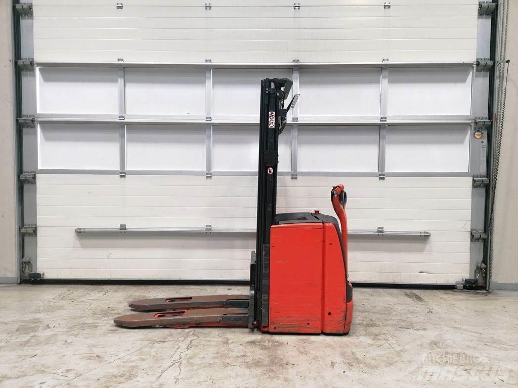 Linde L14 Gerbeur accompagnant