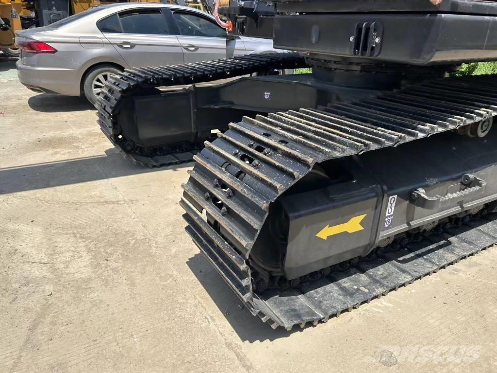 Volvo EC 220 Pelle sur chenilles