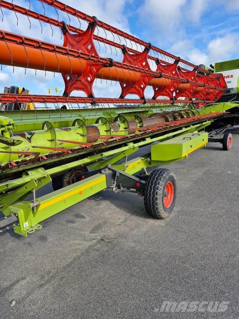 CLAAS Lexion 670 Moissonneuse batteuse