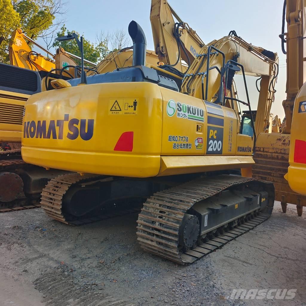 Komatsu PC200-8 Pelle sur chenilles