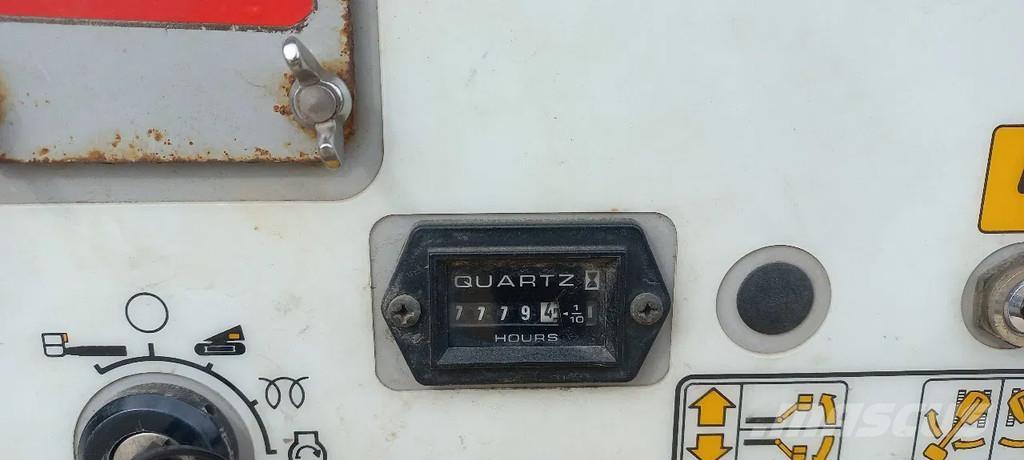 Aichi SR 12 B Nacelles télescopiques