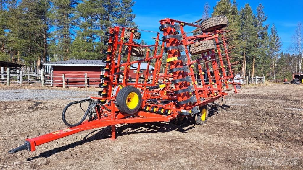 Väderstad Ferox 700 Herse