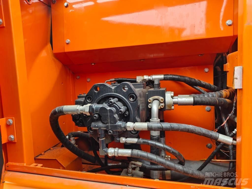 Doosan DX 225 LC-9C Pelle sur chenilles