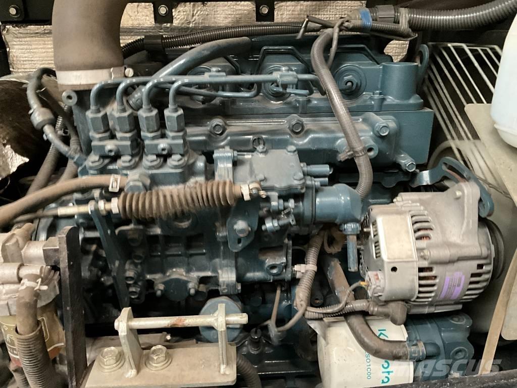 Kubota R 065 Chargeuse sur pneus