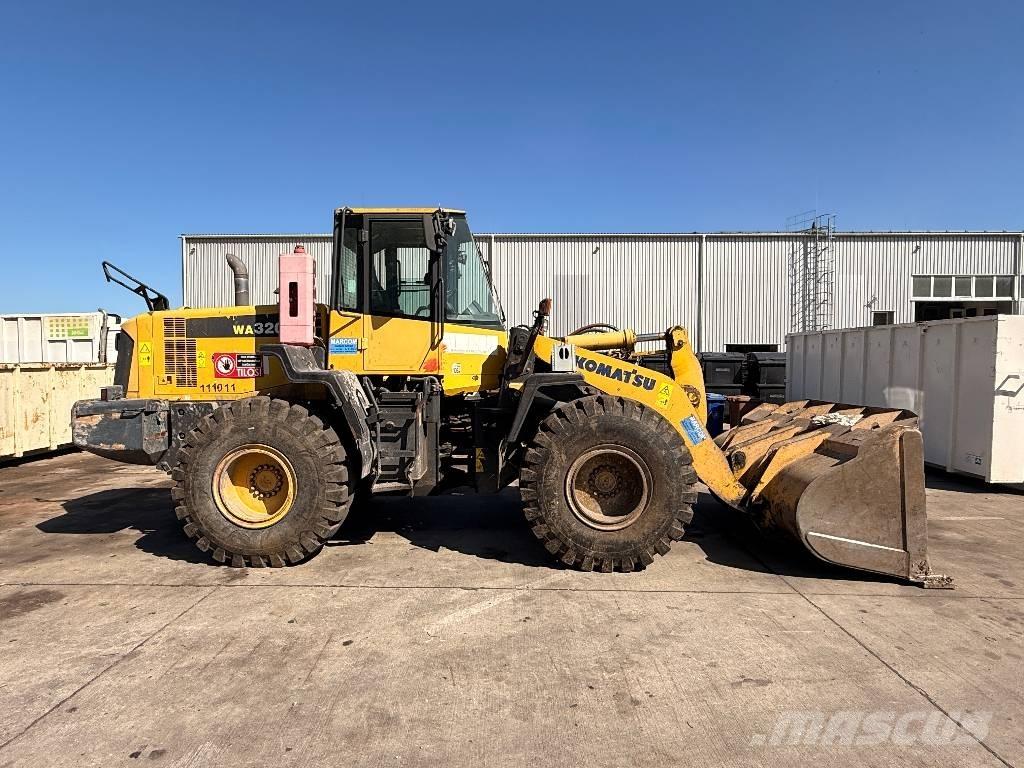 Komatsu WA 320-6 Chargeuse sur pneus