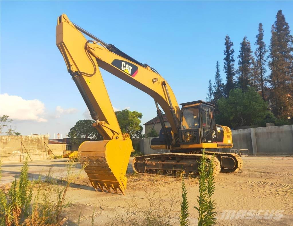 CAT 325D Pelle sur chenilles