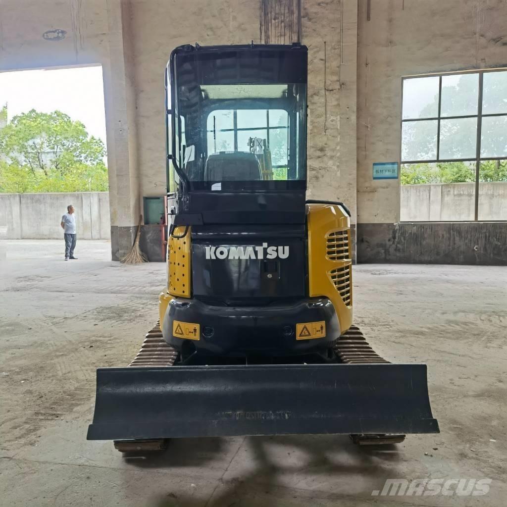 Komatsu PC30 Pelle sur chenilles