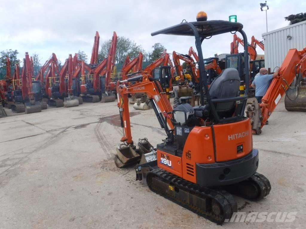 Hitachi ZX 19 U-6 Mini pelle < 7t
