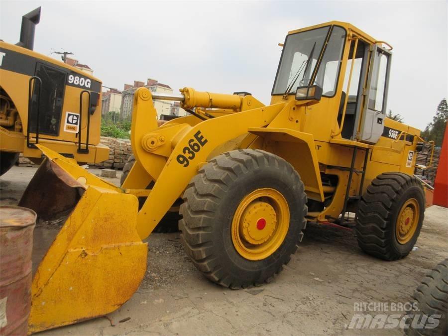 CAT 936 E Chargeuse sur pneus