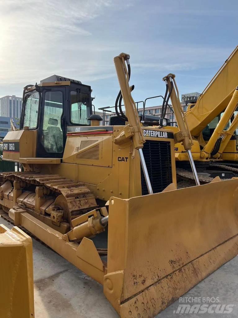 CAT D 6 G Bouteurs sur chenilles