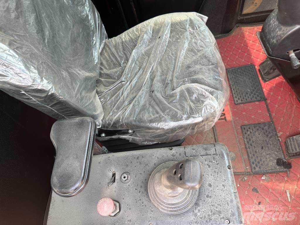 CAT 966H Chargeuse sur pneus