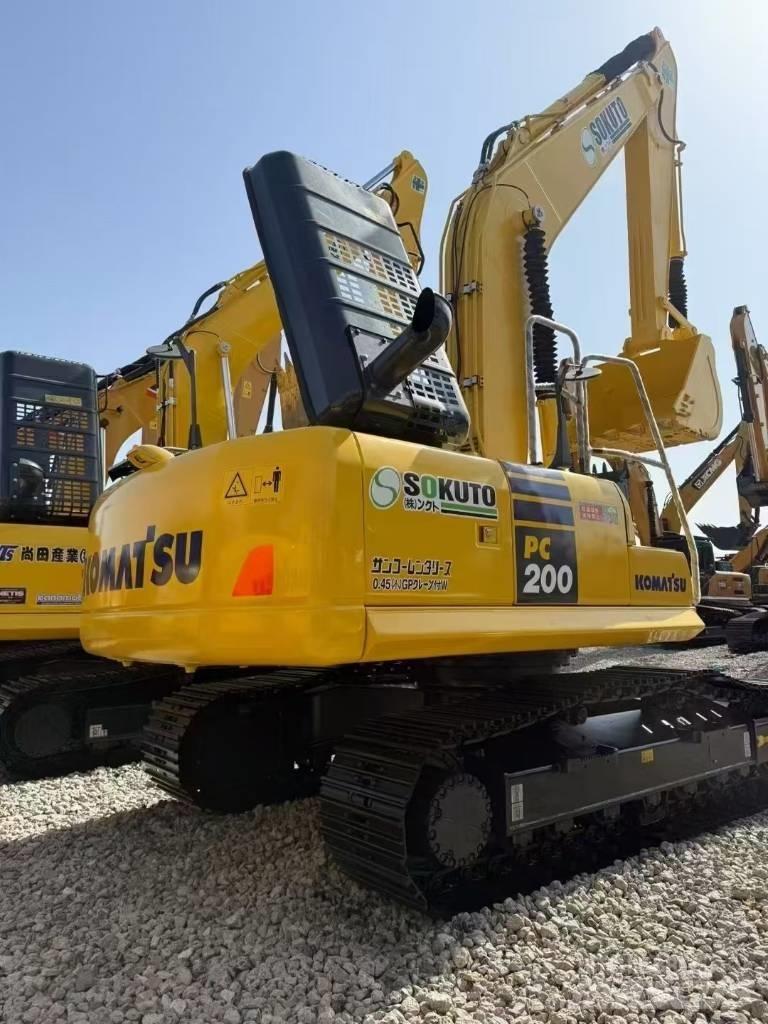 Komatsu 200-8 Pelle sur chenilles