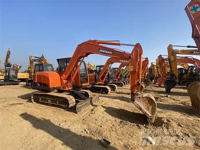 Doosan DX80 Mini pelle < 7t