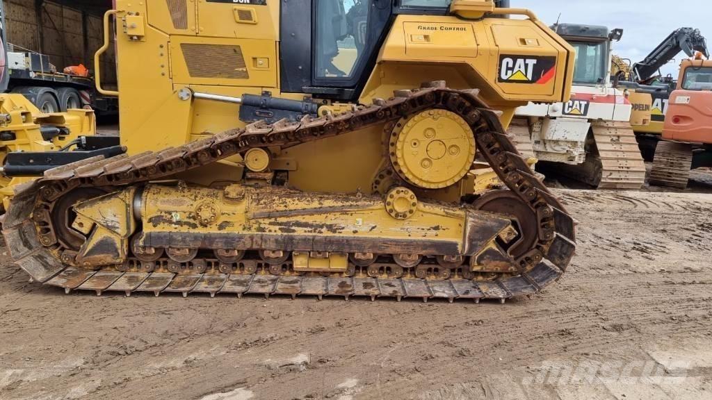 CAT D 6 N LGP Bouteurs sur chenilles