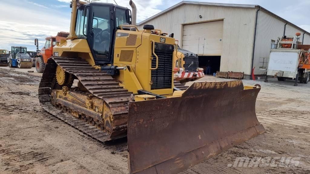 CAT D 6 N LGP Bouteurs sur chenilles
