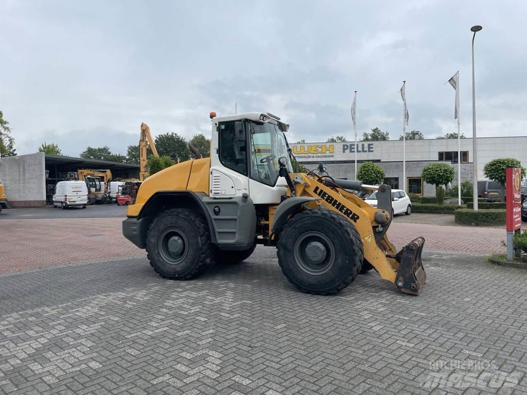 Liebherr L538 Chargeuse sur pneus