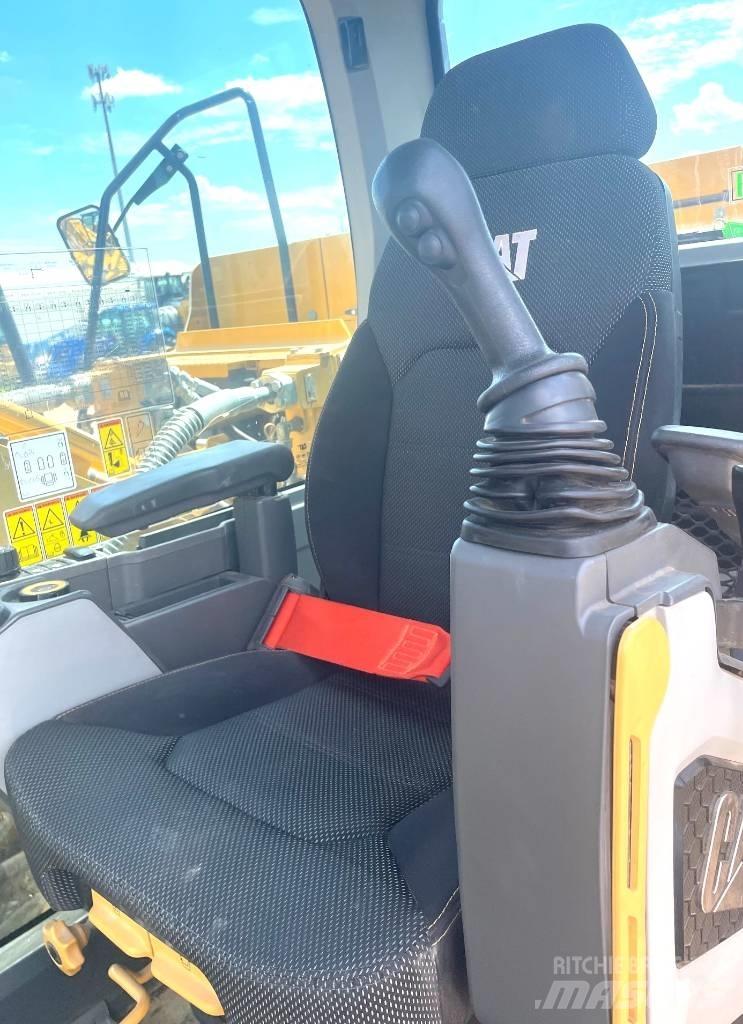 CAT 320 TC Pelle sur chenilles