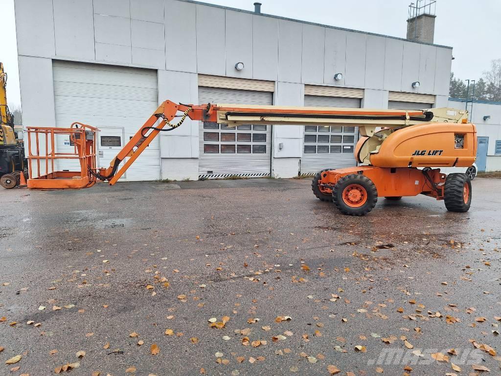 JLG 660 SJ 4x4x4 Nacelles articulées