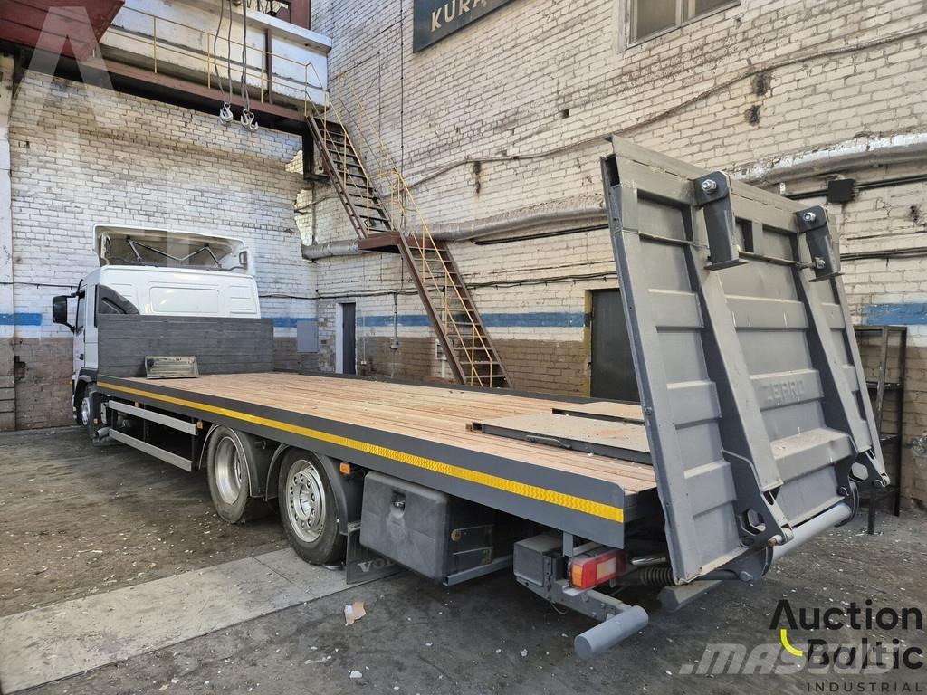 Volvo FM380 Camion plateau