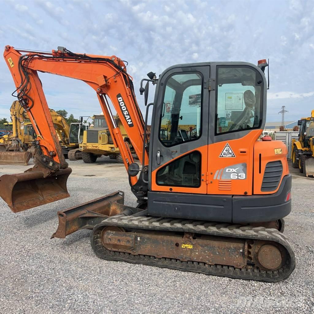 Doosan DX 63-3 Mini pelle < 7t