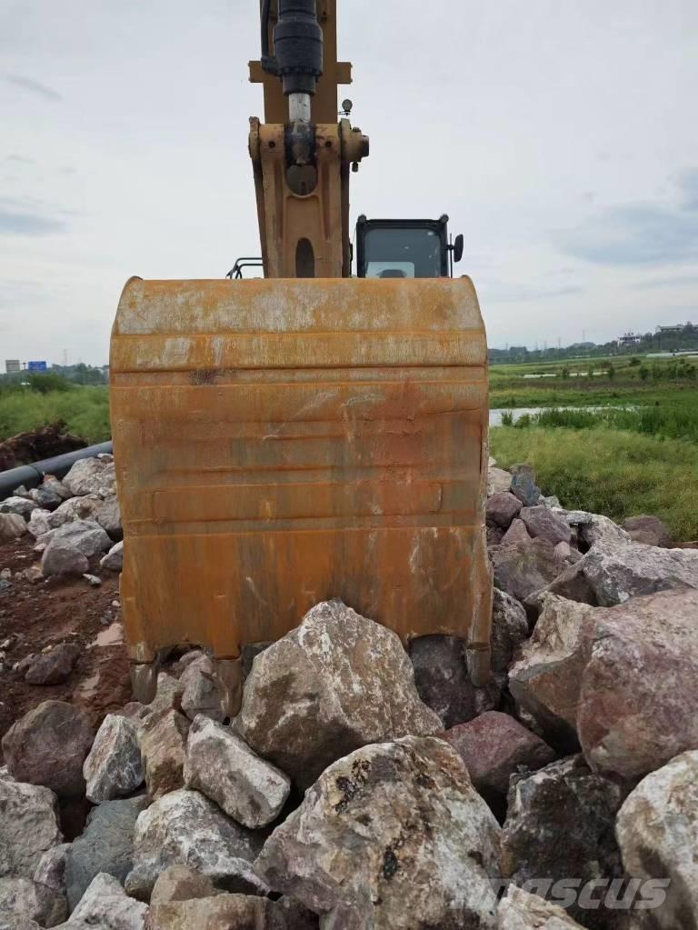 CAT 320GC Pelle sur chenilles